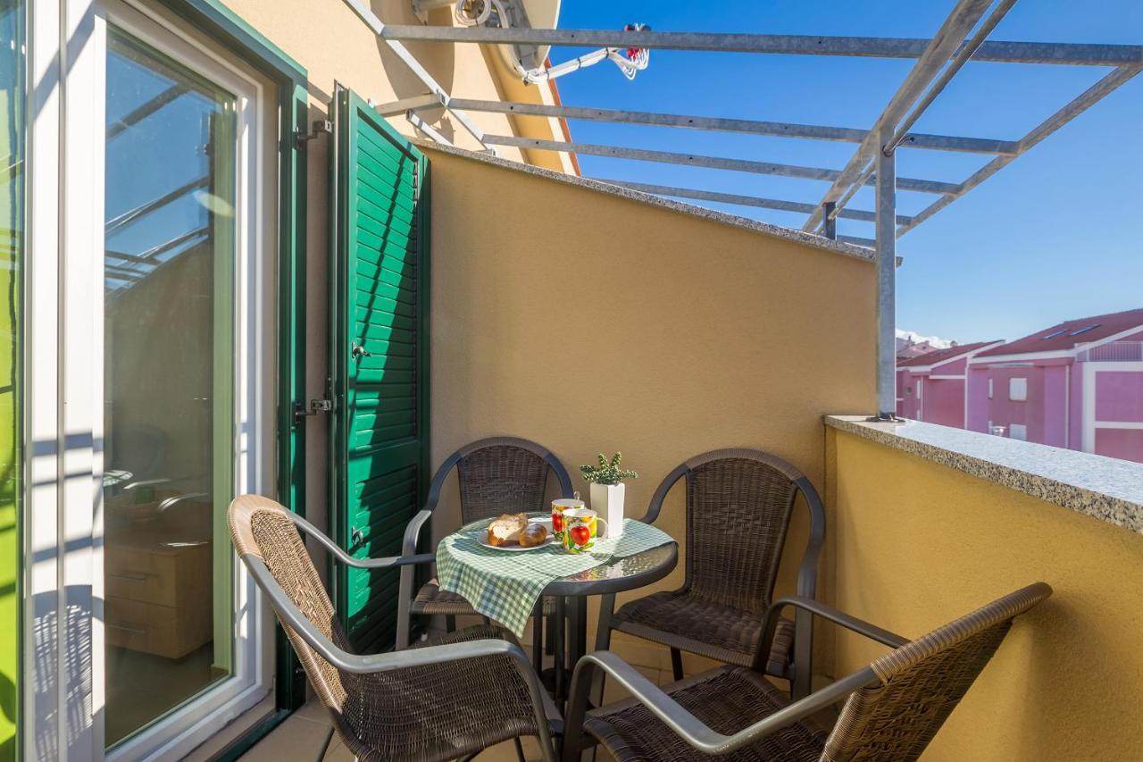 Apartments Mirica 2 バスカ エクステリア 写真