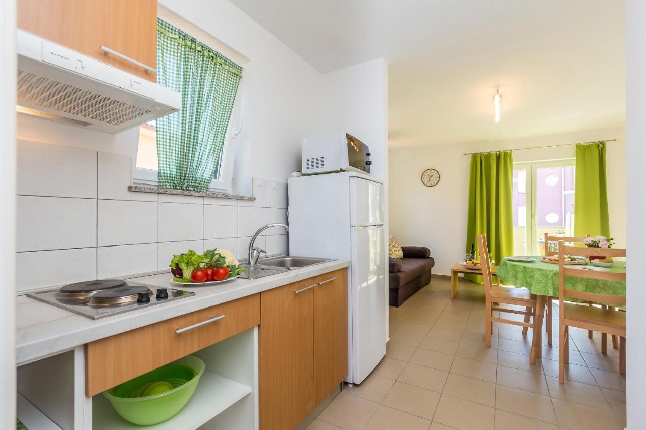 Apartments Mirica 2 バスカ エクステリア 写真